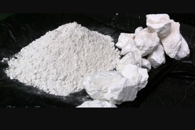 Vôi giúp chất dinh dưỡng dễ hòa tan trong đất