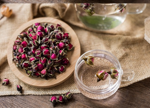 Quy trình để có được nụ hoa hồng đạt chuẩn chất lượng không hề dễ dàng