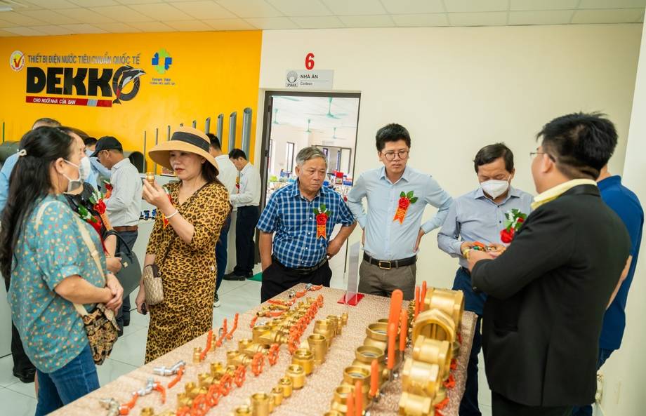 Ra mắt nhà máy nhựa Phúc Hà Dung Quất tại miền Trung 1