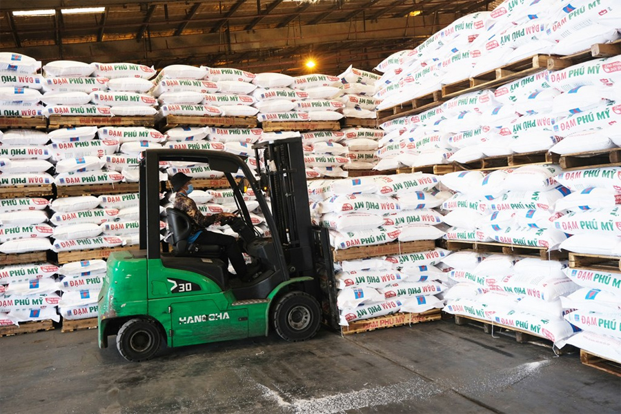 Giá phân bón biến động không theo quy luật mùa vụ